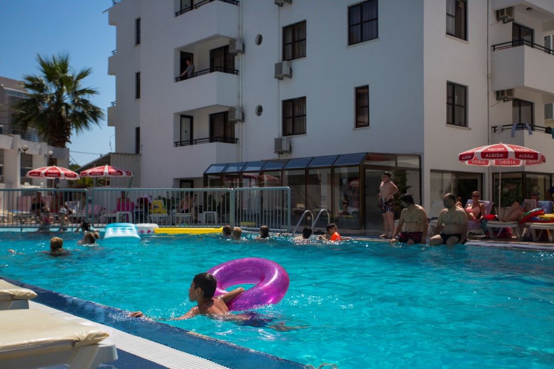 Tuntas Suites Altinkum Didim Exterior photo